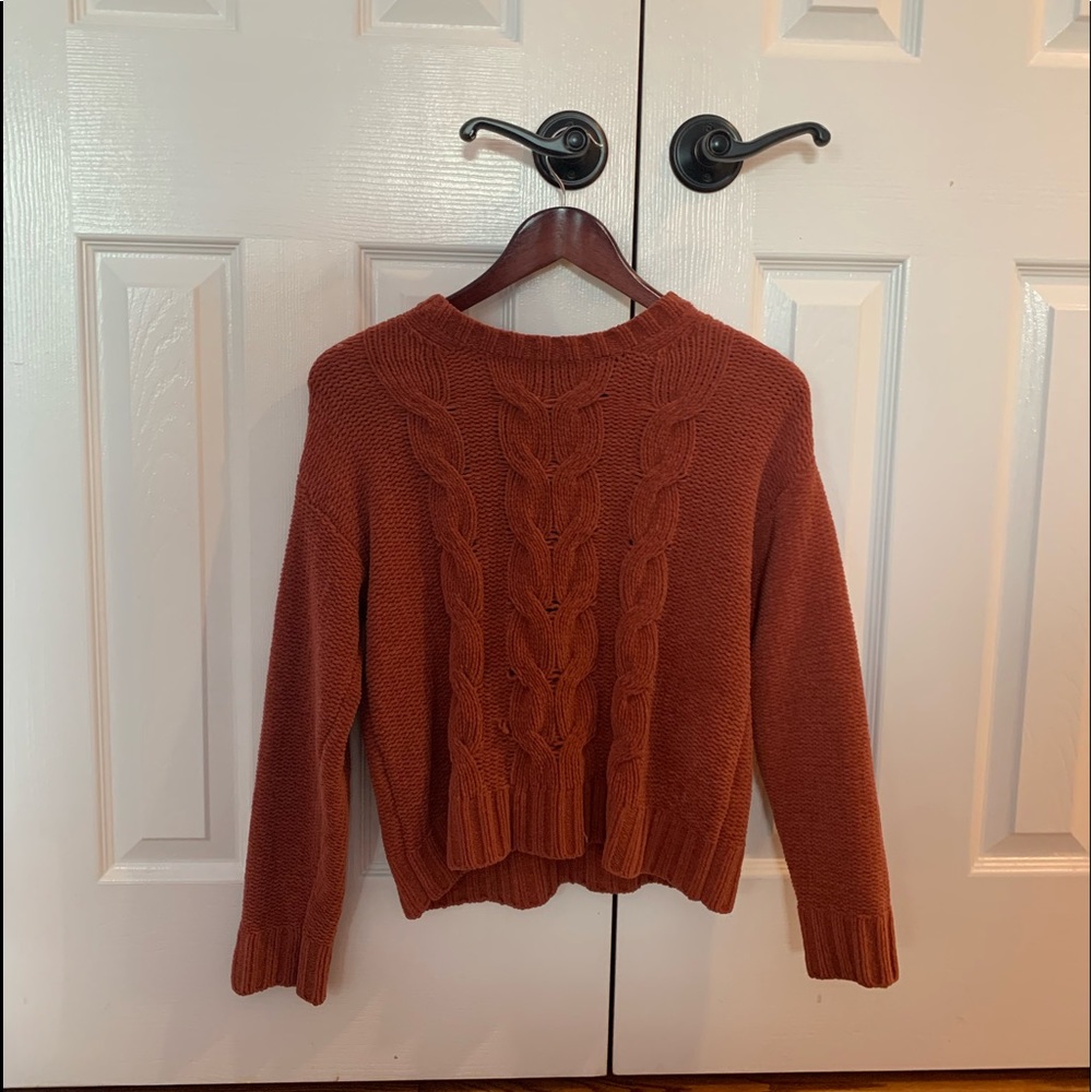 Red/rust American Eagle sweater